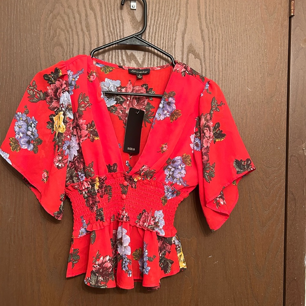 floral shirt